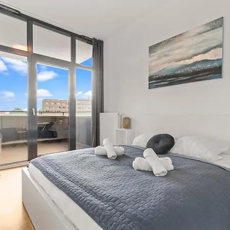 Ah Proxenta Ac * ブラチスラヴァ