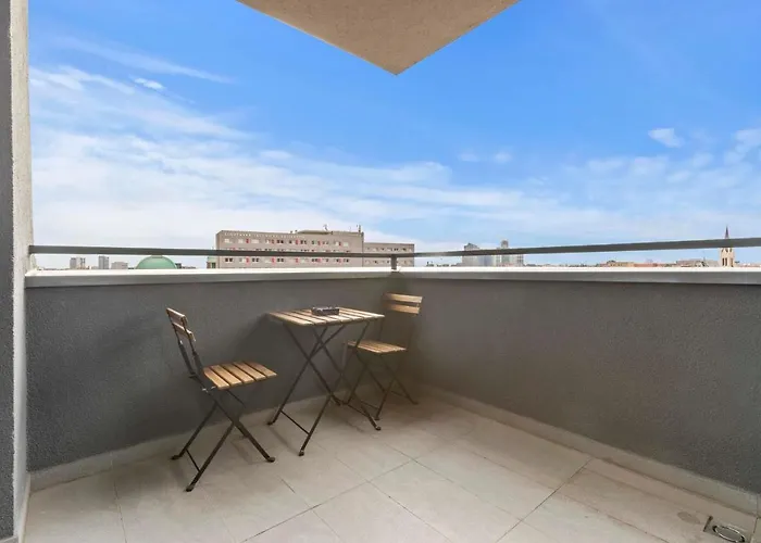Ah Proxenta Ac Apartment