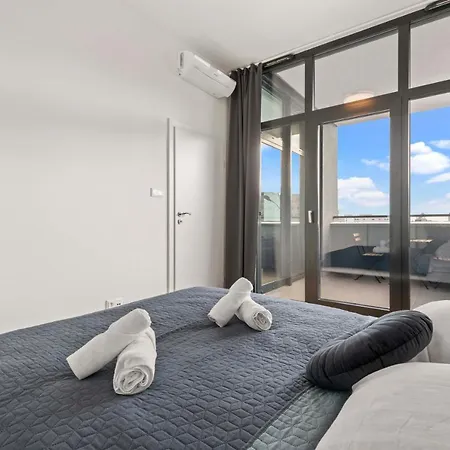 Ah Proxenta Ac Apartament *