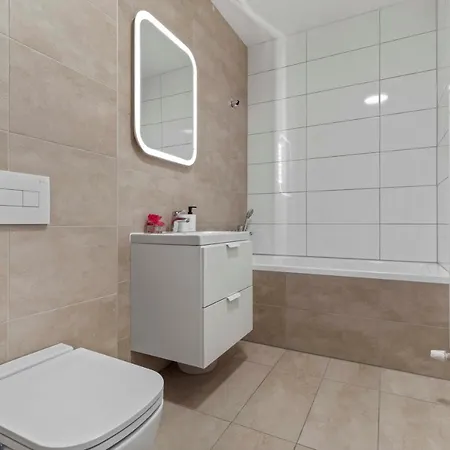 Ah Proxenta Ac Apartament *